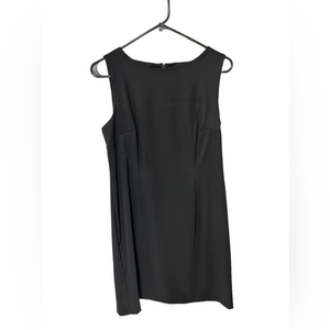 Little Black sheath‎ dress